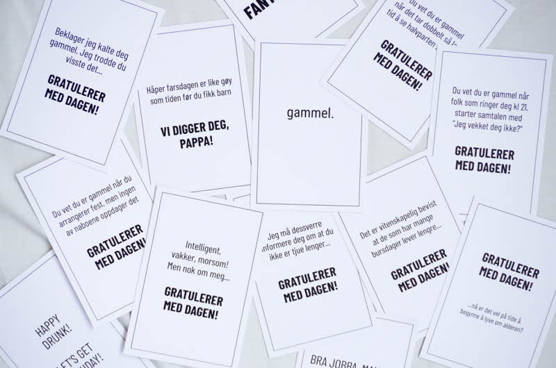 Kort med forskjellige tekster