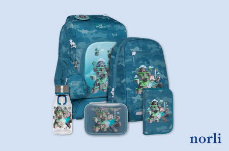 To sekker, en flaske, en matpakke og en lommebok i grønn med et Minecraft motiv på