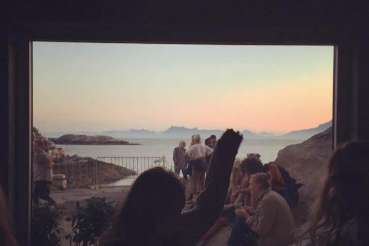 Solnedgang på festival
