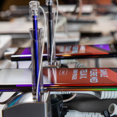 Telefoner ligger til utstilling hos Telia 