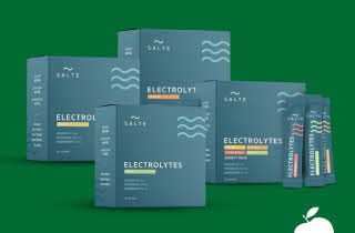 Fire forskjellige bokser med elektrolytter fra SALTE.