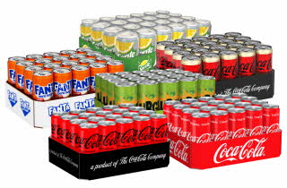 Flere brett med brus, inkludert Coca-Cola, Coca-Cola Zero, Fanta Zero, Sprite og Urge.