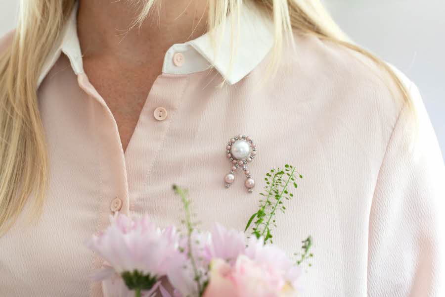 Bli med og støtt Rosa sløyfe-aksjonen og den livsviktige brystkreftforskningen. Hos Mester Grønn får du kjøpt mange flotte Rosa sløyfe-produkter.