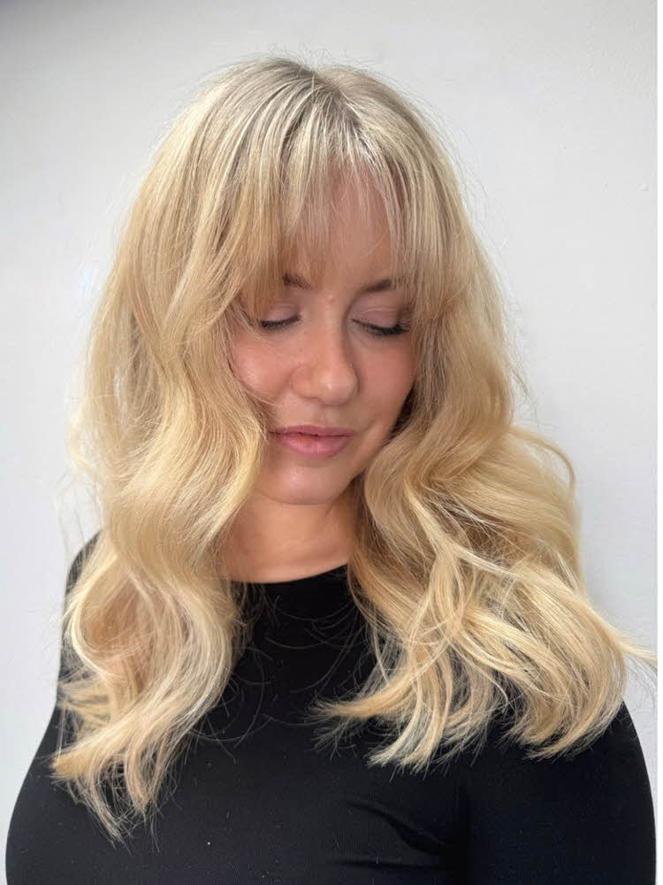 Teksturert gardinlugg – myk innramming med fleksibel styling. Nikita
